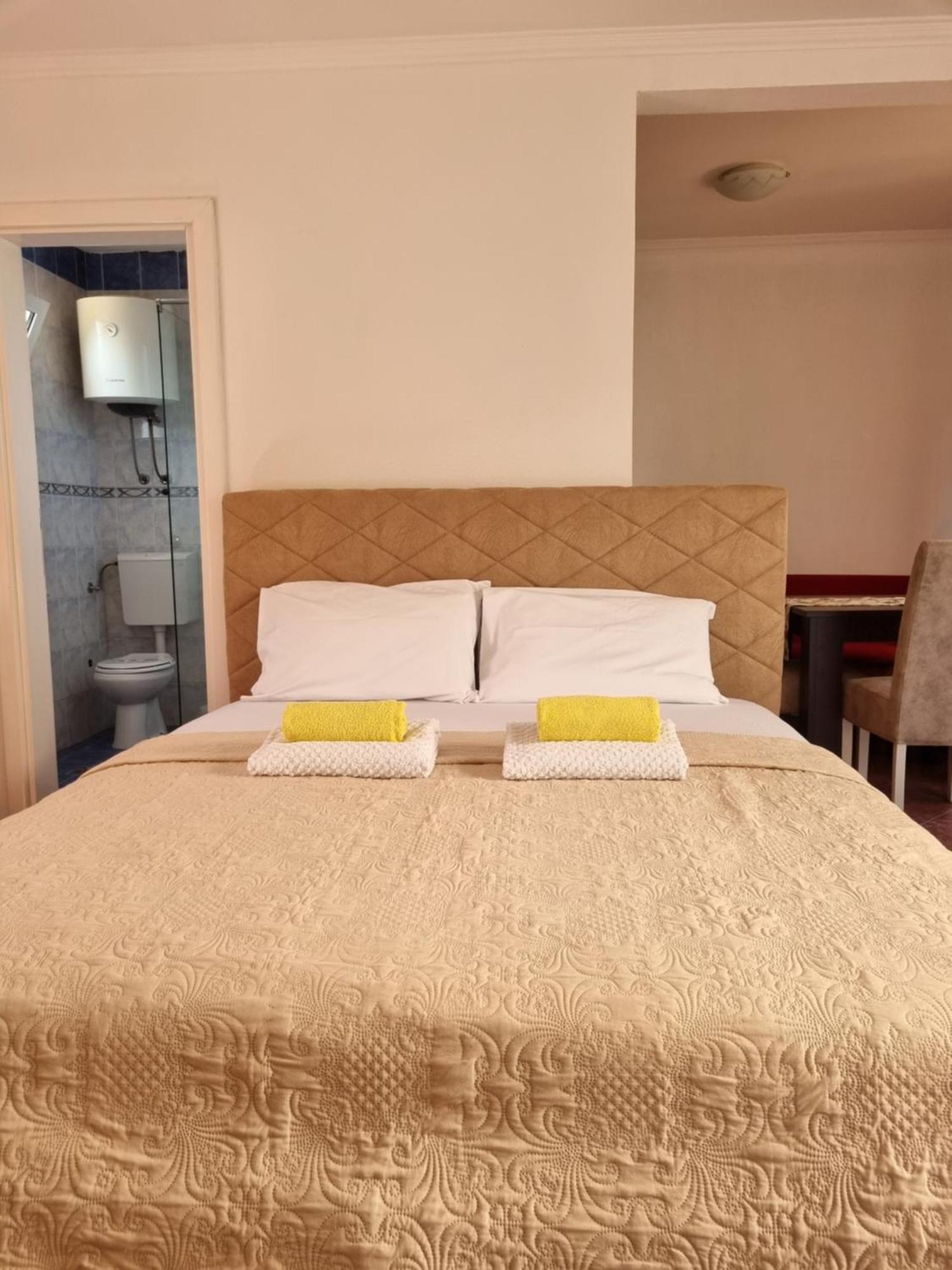Apartmani Mihailovic Будва Екстер'єр фото